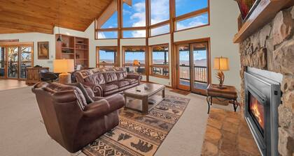 Ski, Sauna, Soak! Views, Game Room–5 Mins to Beech Mtn