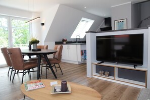 Unclassified image, 5 of 30, button - Kleine Auszeit 23 - Tolle Ferienwohnung für 4 Personen mit Balkon und Traumhaftem Blick! (Krummhörn)