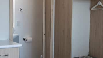 Double Room | Minibar, iron/ironing board, free WiFi, bed sheets