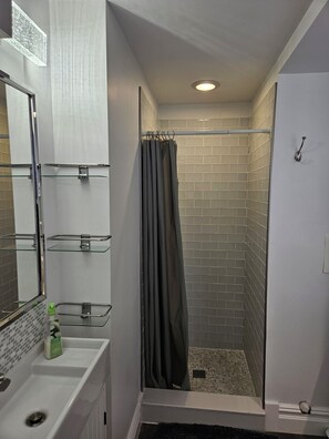 Shower, toilet paper