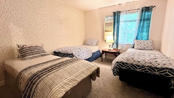 2 bedrooms, WiFi, bed sheets