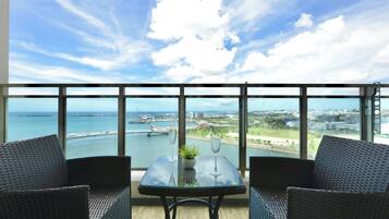 Apartment | Terrace/patio