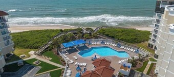 ☀️Beachfront☀️ 2Br 2Ba with Heated Pool, Playground, Gym, and Arcade!