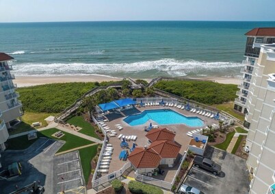 ☀️Beachfront☀️ 2Br 2Ba with Heated Pool, Playground, Gym, and Arcade!