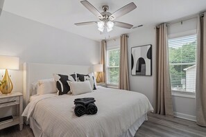 3 Schlafzimmer, Bügeleisen/Bügelbrett, kostenloses WLAN, Bettwäsche