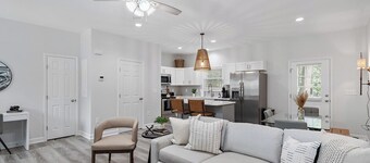 New! Modern Downtown Durham Haven~Duke~NCCU