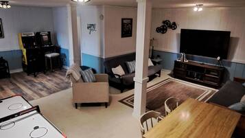 Spielezimmer