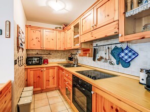 Fridge, microwave, oven, cookware/dishes/utensils - Condominio Parco degli abeti by Interhome (Canazei)