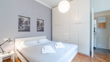 1 chambre, fer et planche Ă repasser, Wi-Fi, draps fournis