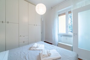 1 quarto, ferros/tábuas de passar roupa, Wi-Fi, roupa de cama
