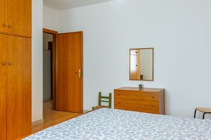 2 chambres, fer et planche à repasser, Wi-Fi