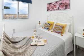 1 soverom, strykejern/-brett, reiseseng for barn og wi-fi (inkludert)