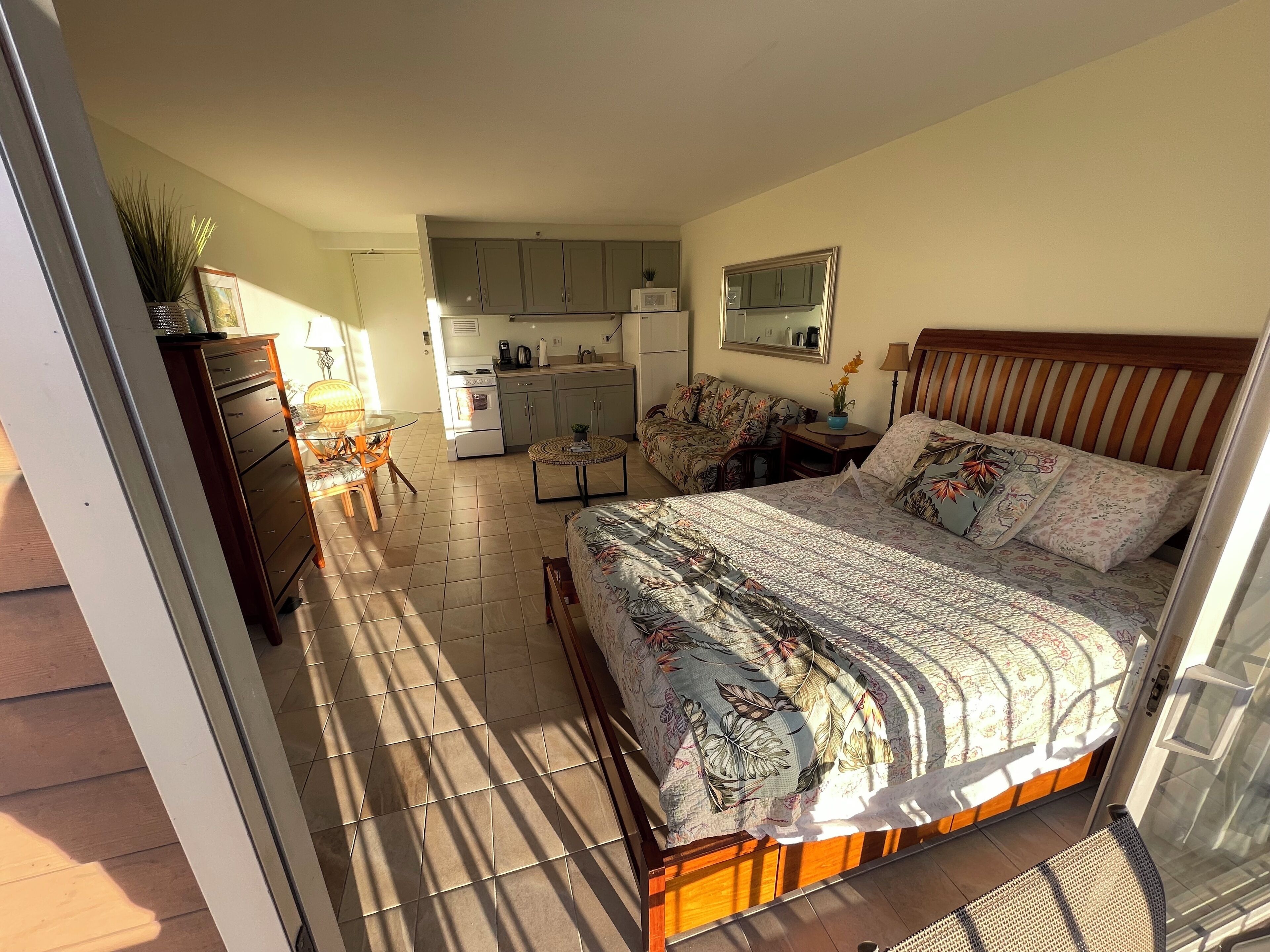 Iron/ironing board, travel crib, WiFi (free), bed sheets