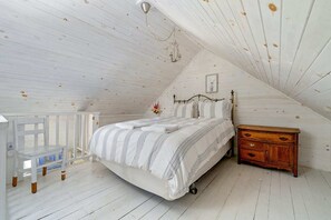 4 Schlafzimmer, Bügeleisen/Bügelbrett, Reisekinderbett, kostenloses WLAN