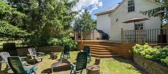 Golden Field Farmhouse @stayinpec