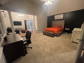 5 Schlafzimmer, Bügeleisen/Bügelbrett, WLAN, Bettwäsche