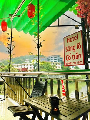 Front of property - Hotel Song Lo Co Tran (Ha Giang 2)