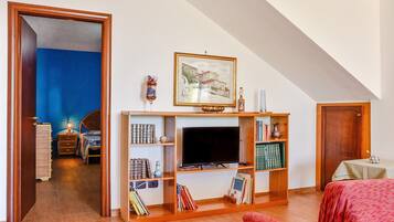 2 habitaciones, tabla de planchar con plancha y wifi gratis