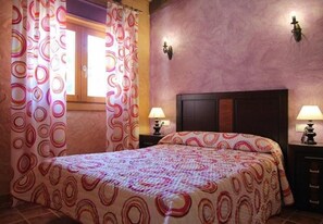 3 bedrooms, free WiFi, bed sheets - El Mirador de Campumedra Country House – Nature, Mountains & Tranquility near Vadillo (Vadillo)