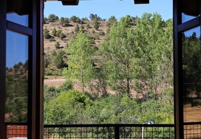 Country House 'El Mirador De Campumedra' with Mountain View, Private Terrace and Wi-Fi