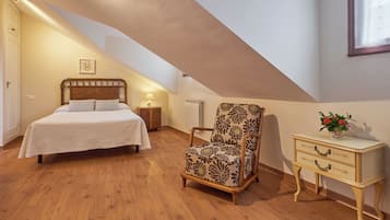 5 bedrooms, free WiFi, bed sheets