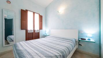 2 chambres, Wi-Fi gratuit, draps fournis