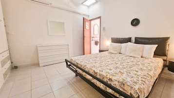 2 多间卧室、免费 WiFi、床单