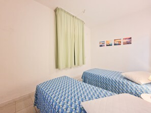 Spa - Holiday Home 'Trilocale Maestrale Beach' with Sea View, Terrace and Air Conditioning (Portoferraio)