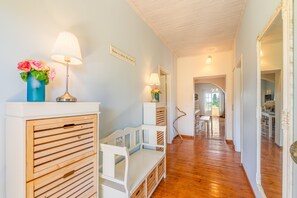 Interior - Apartment 'Blue' with Sea View, Wi-Fi and Air Conditioning (Corfu)