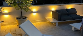 Appartamento 'Fregene Tiny House Close To The Sea' con terrazza, Wi-Fi e aria condizionata