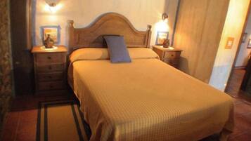 2 chambres, fer et planche Ă  repasser, Wi-Fi gratuit, draps fournis