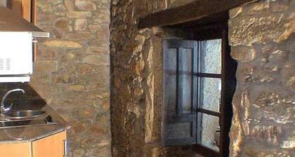Maison de campagne 'Cuarto De Las Hostias' avec vue sur la montagne, terrasse privée et Wi-Fi