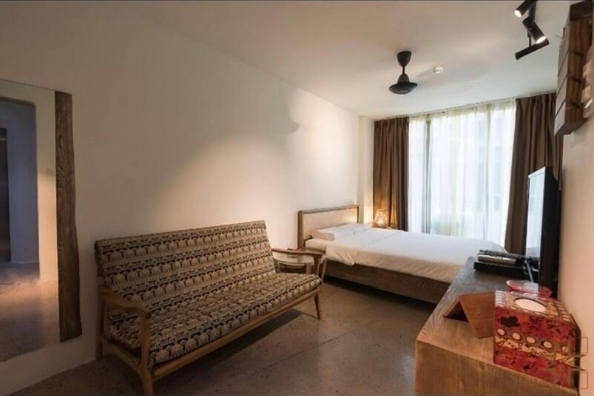 Quarto urbano, banheiro privativo | 1 quarto, cofres nos quartos, cortinas blackout, Wi-Fi de cortesia