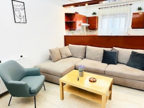 Appartement, 1 chambre, fumeur, balcon | Aire de séjour