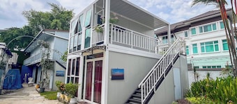 Titiwangsa Cabin Retreats by uBook