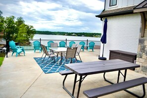 Outdoor dining - Amazing view-Waterfront-Dock-Boat Slip-Deck (Eucha)