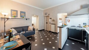 TV - Casa Di Max Genova Nervi (Genoa)