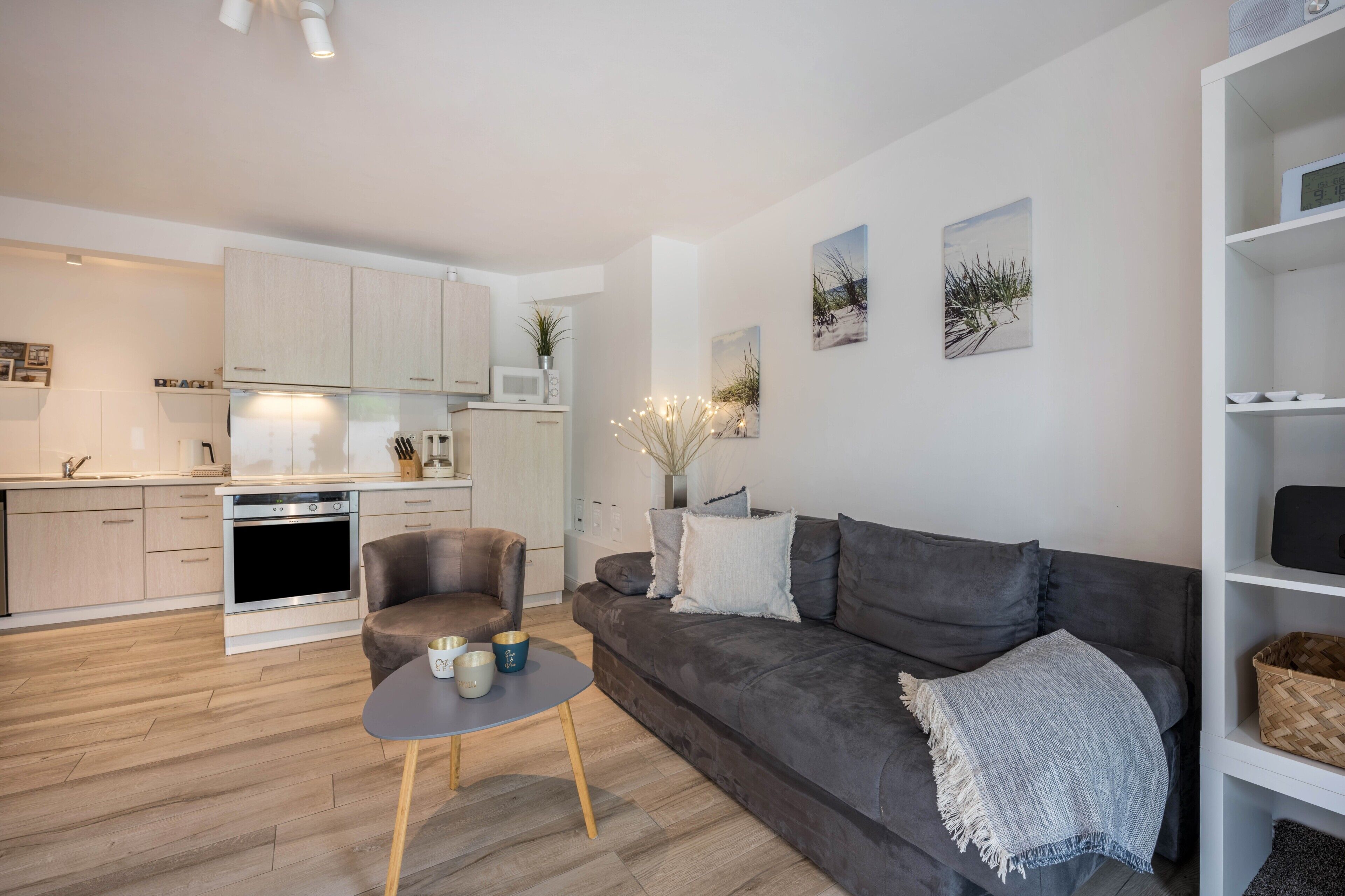 Fernseher, Stereoanlage