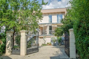 Exterior - Apartment 'Bianca's Kaiserstuhl' with Private Terrace, Balcony and Wi-Fi (Ihringen)