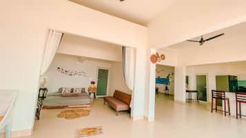 3 bedrooms, minibar, individually decorated, desk