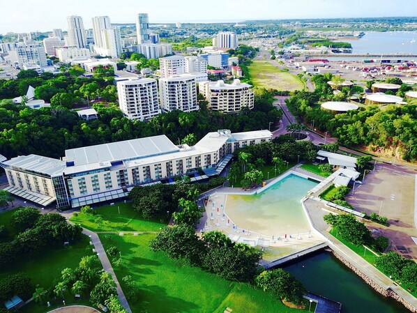 Pool - Darwin Waterfront Penthouse  (Darwin)