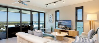 Darwin Waterfront Penthouse
