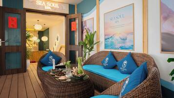 Sauna, aguas termales y masajes con piedras calientes