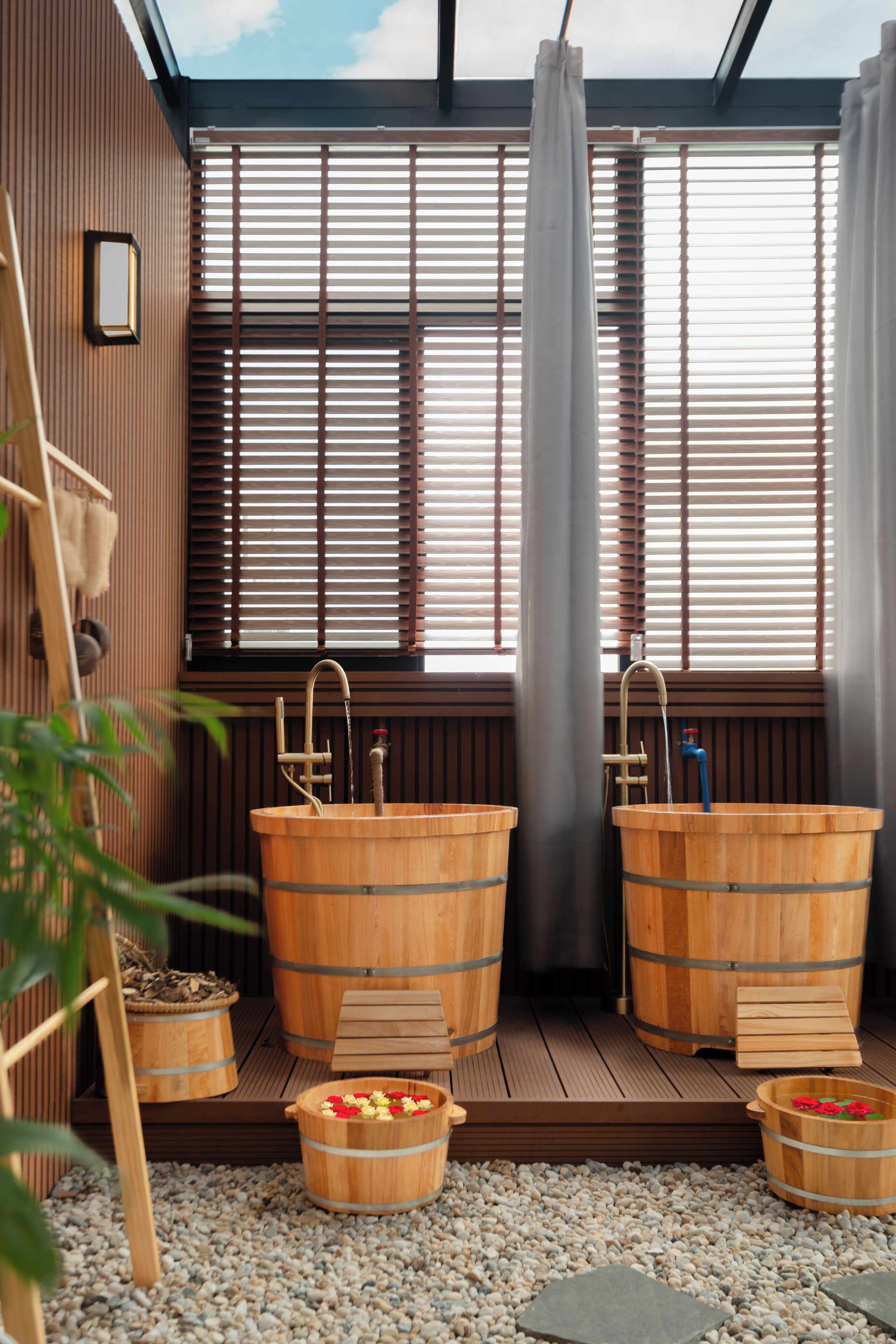 Sauna, sources chaudes/minérales, massages aux pierres chaudes