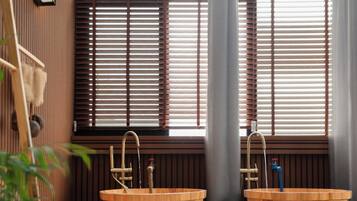 Sauna, sources chaudes/minérales, massages aux pierres chaudes