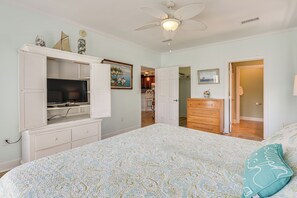 2 Schlafzimmer, Schreibtisch, Bügeleisen/Bügelbrett, WLAN