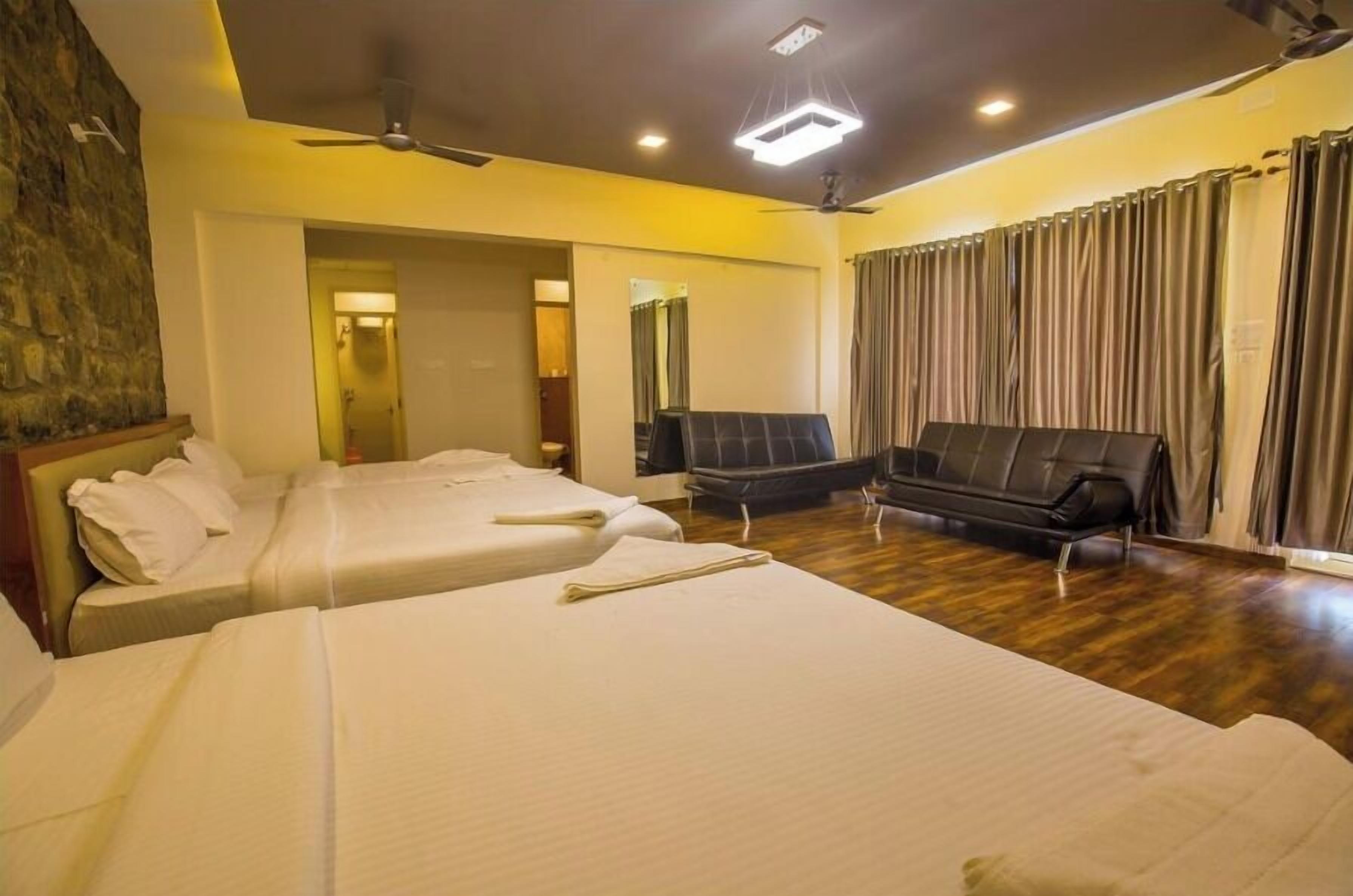 Luxury Double or Twin Room, 2 Double Beds | Premium bedding, in-room safe, free WiFi, bed sheets