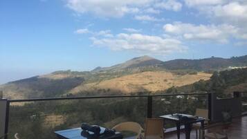 En 40-tommers LED-TV med Parabol-TV