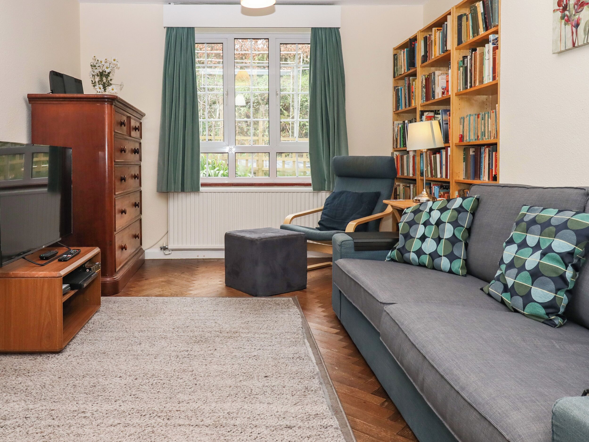 Greenhedges, Pet Friendly, With A Garden In Budleigh Salterton - Budleigh Salterton