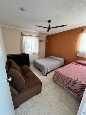 House, 2 Bedrooms, Accessible, Smoking - Nice House With Air Conditioning And Wifi (Mérida)